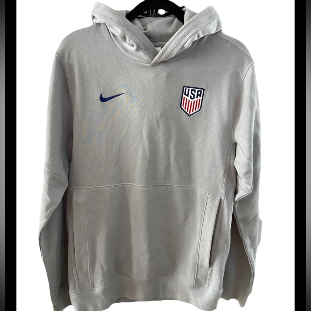 NWT Nike Men's USA Soccer embroidered Gray Hoodie Sweatshirt s